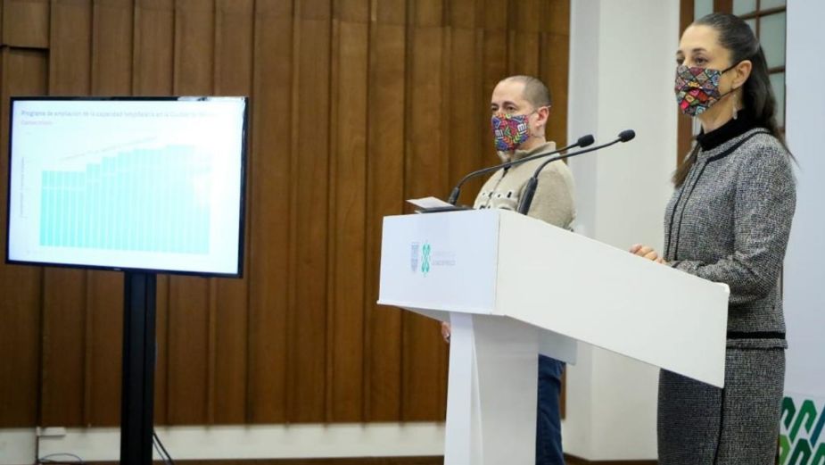 CDMX: aplican 4 mil 875 dosis de vacunas contra Covid-19