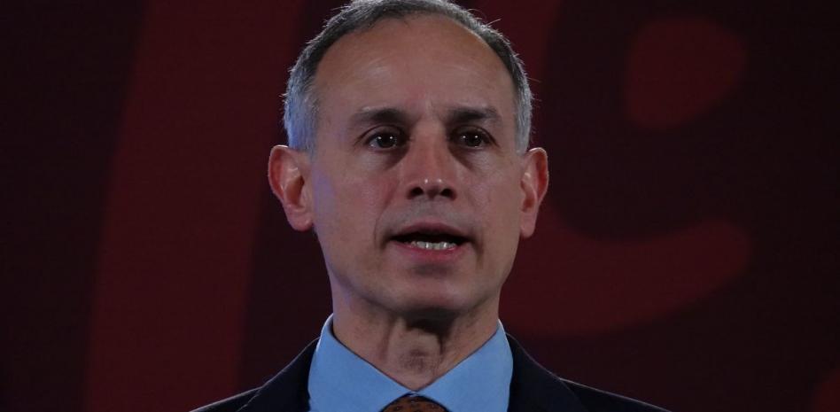 López-Gatell defiende su plan de vacunación que no contempla a niños