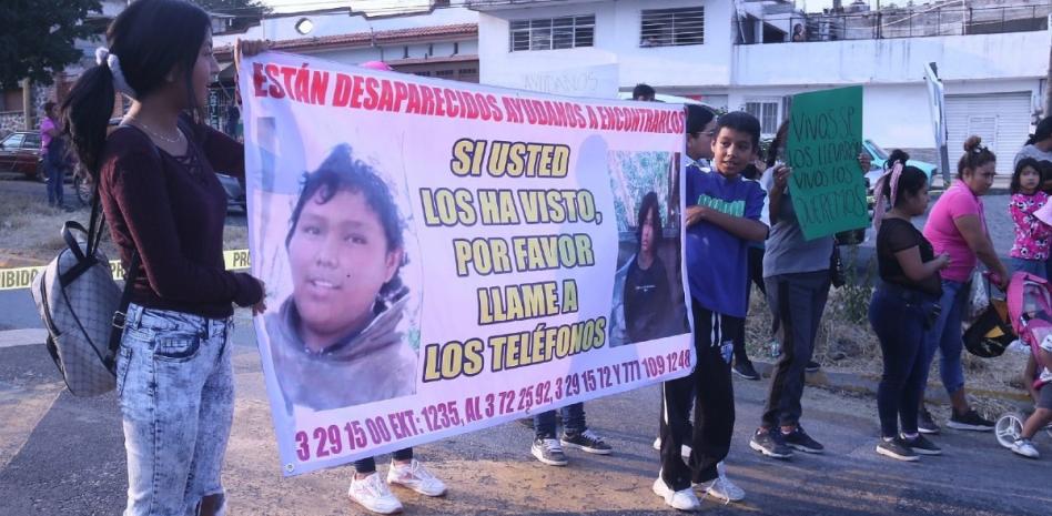 Los hermanos Selena y Ángelo siguen desaparecidos; los buscan con drones