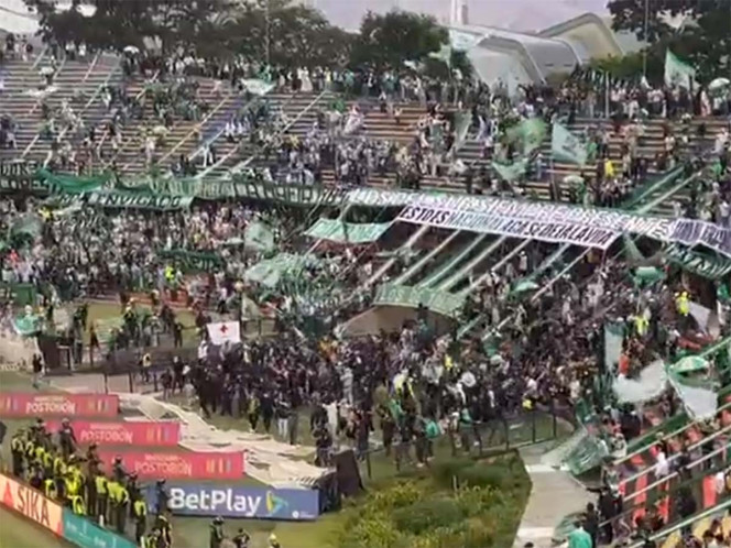Caos en Colombia, barra de Atlético Nacional se enfrentó a policías