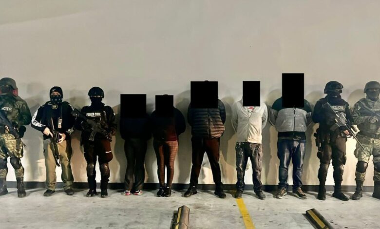 Detienen a cinco sujetos con armas y droga en García