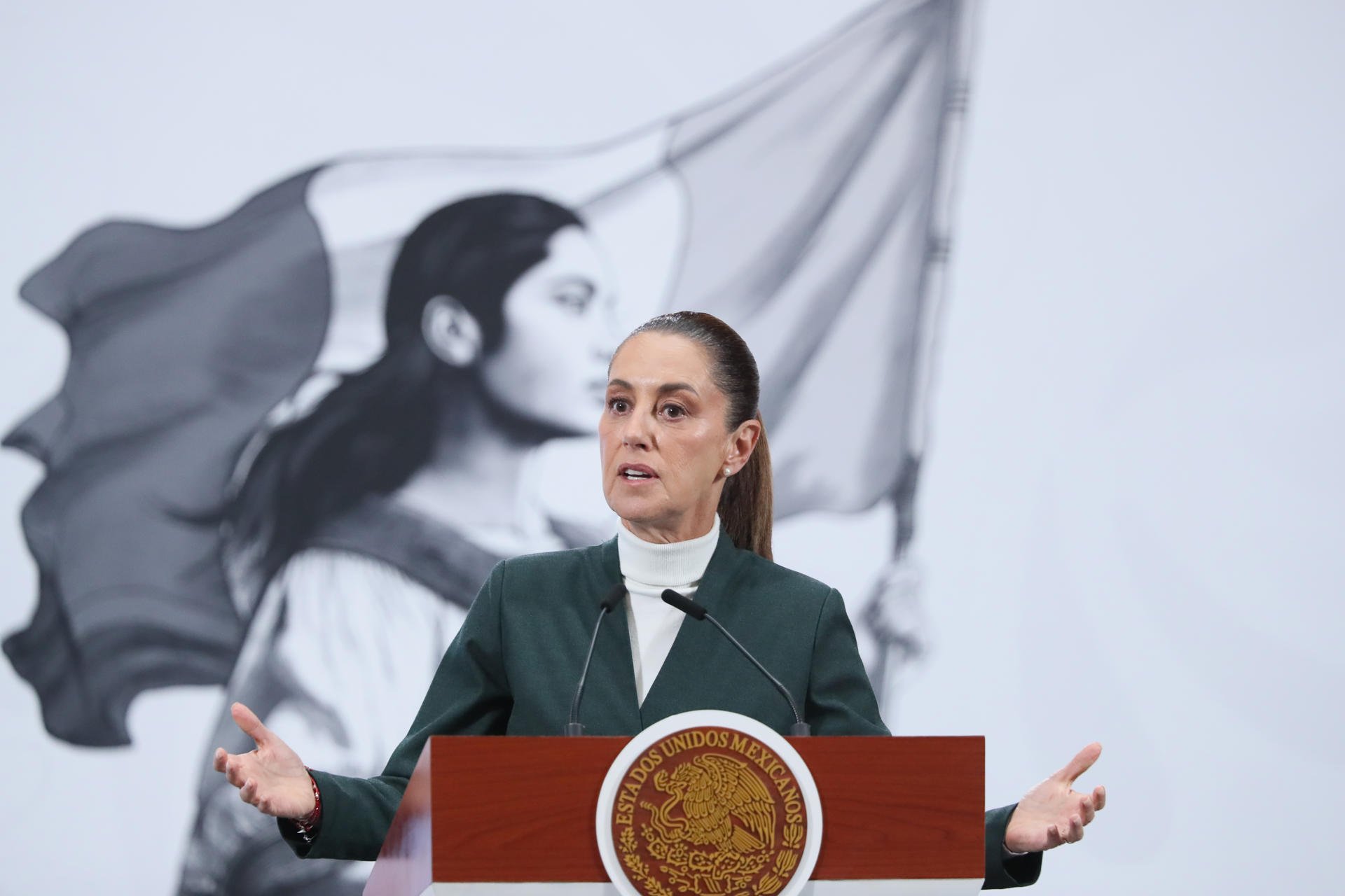 La estrategia de la alcaldesa para frenar la epidemia de obesidad: El IEPS, un arma efectiva en la lucha contra los refrescos tóxicos.