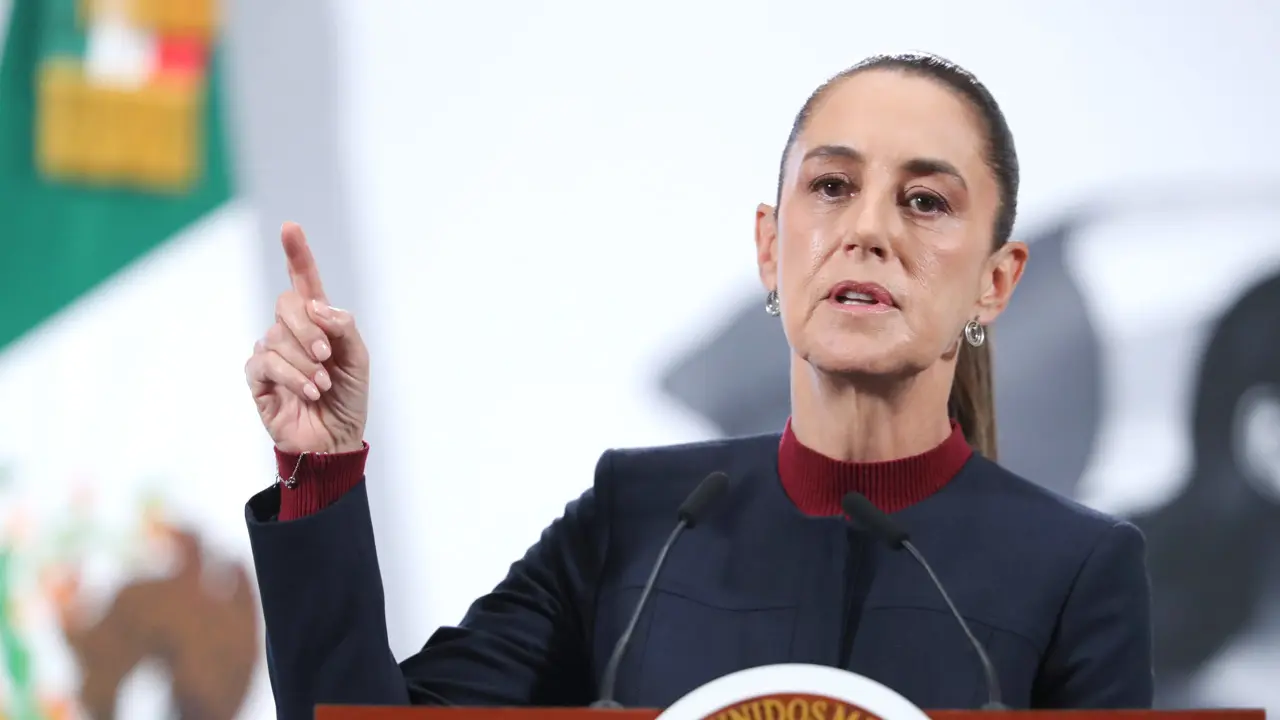 "Desvelan la red oculta: sheinbaum revela la presencia de empresarios estadounidenses en el esquema de evasión tributaria más grande del país"