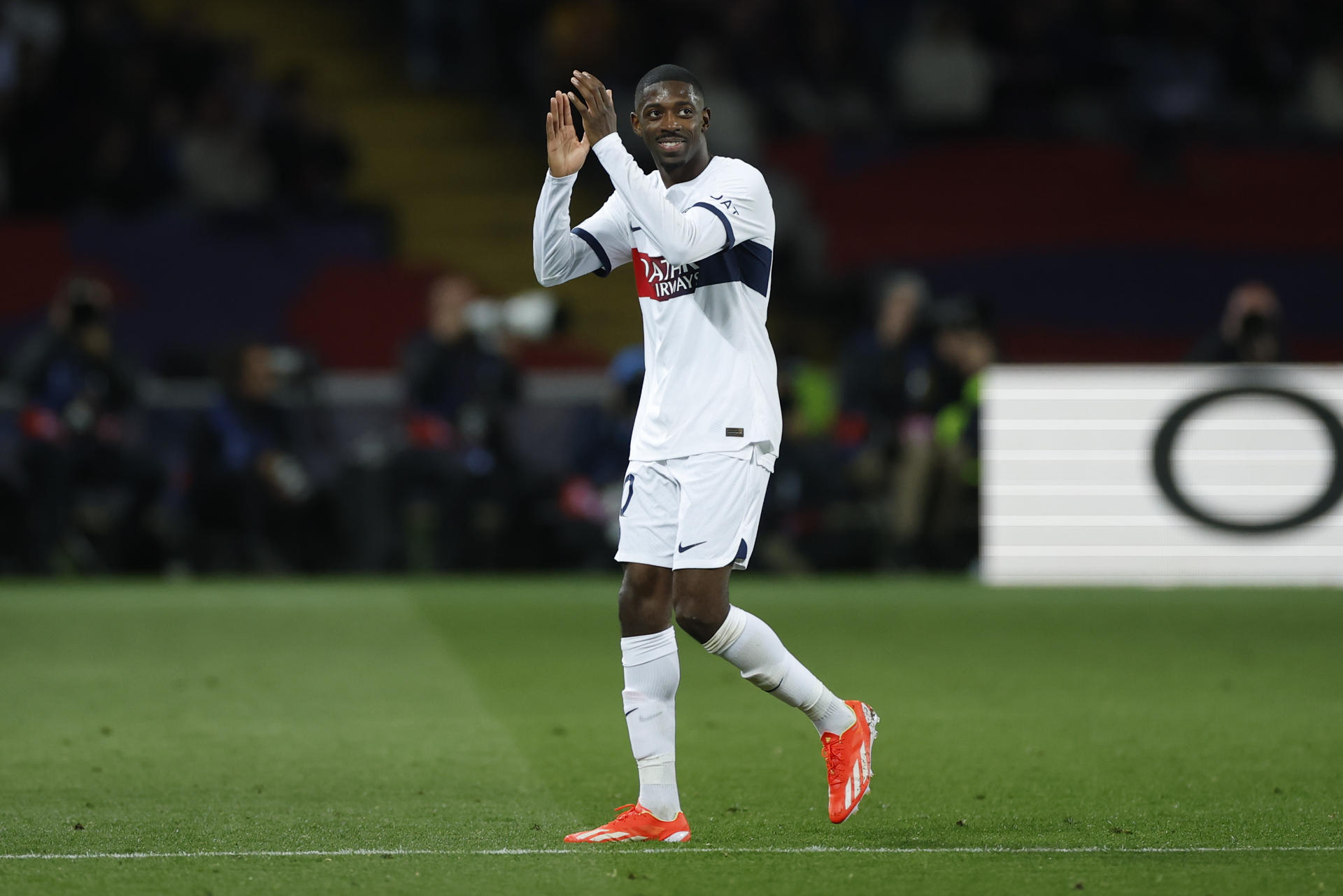 Estrellas del Fútbol Europeo Se Coronen con Gloria en los Prestigiosos Globe Soccer Awards, donde PSG y Barça Brillaron al Lado de Messi y Neymar.