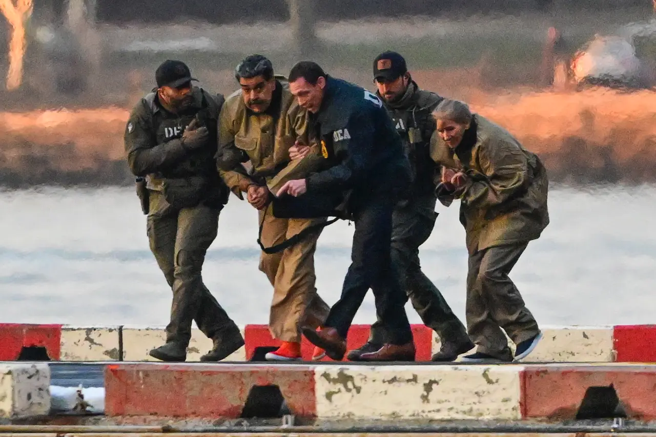 "La Operación 'Fake Arrest' que pone a prueba la relación entre México y EEUU: ¿Por qué simulan el arresto de Trump para salvar a Maduro?"